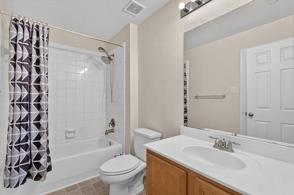 4020 Kyndra Circle, Richardson, TX 75082