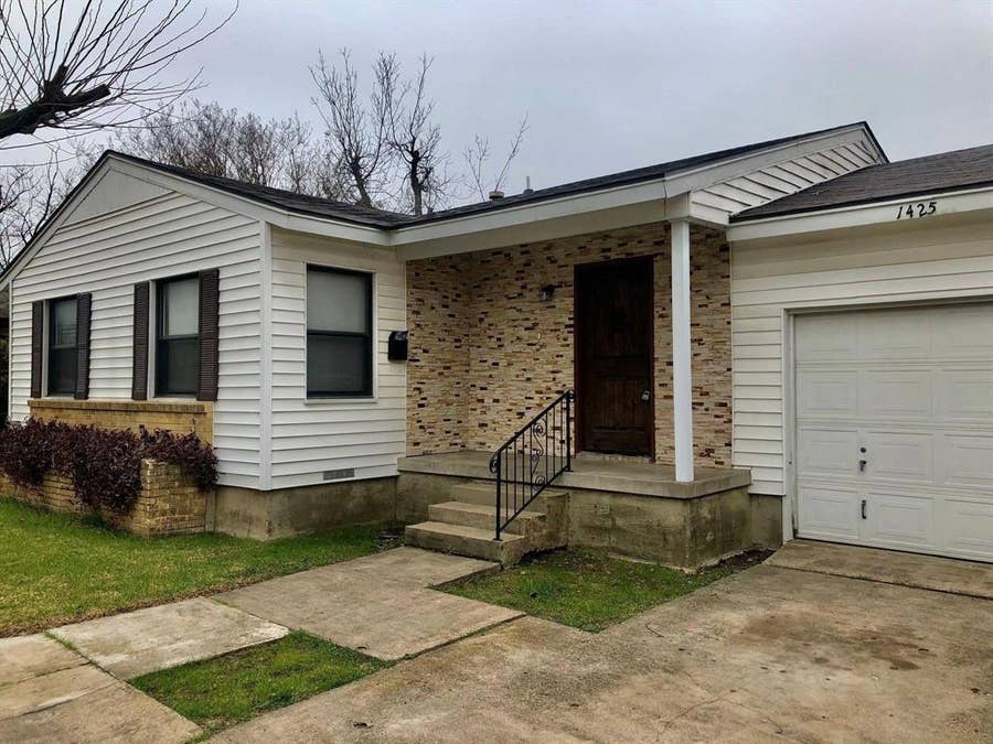 Property photo for 1425 Marion Drive, Garland, TX