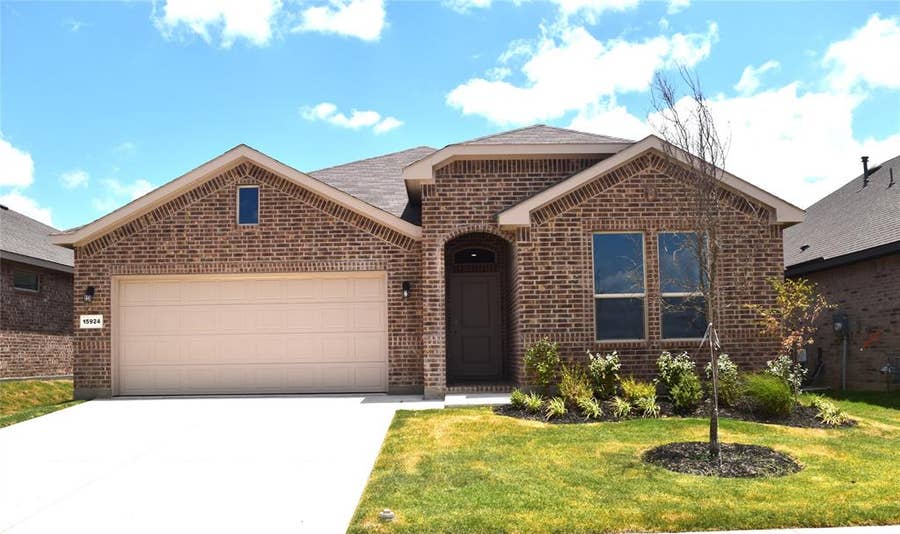 Property photo for 15924 STABLEFORD Road, Fort Worth, TX