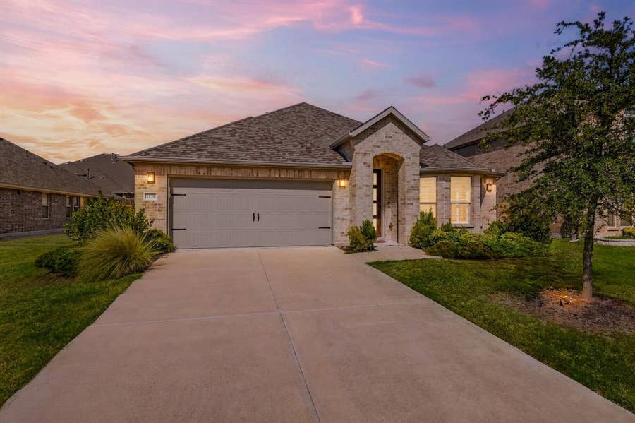 Property photo for 1120 Flamingo Road, Forney, TX