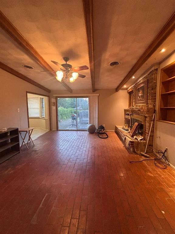 922 British Boulevard, Grand Prairie, TX 75050 922 British Boulevard, Grand Prairie, TX 75050