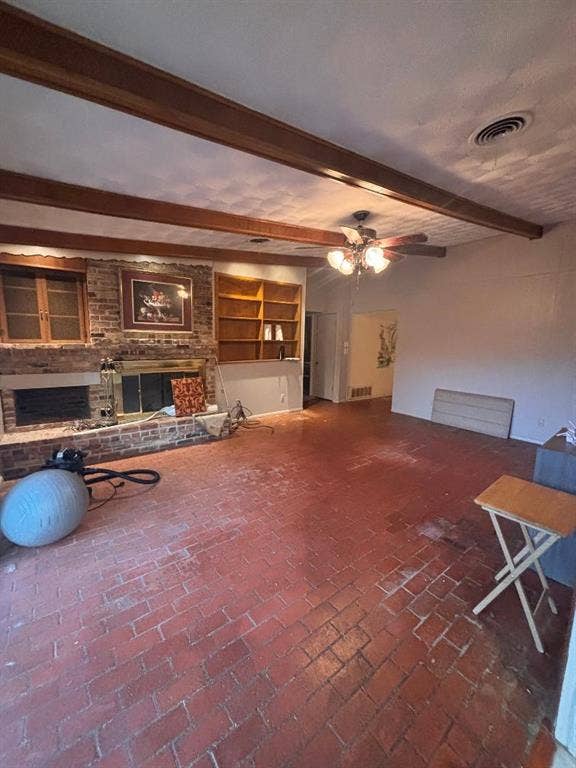 922 British Boulevard, Grand Prairie, TX 75050 922 British Boulevard, Grand Prairie, TX 75050
