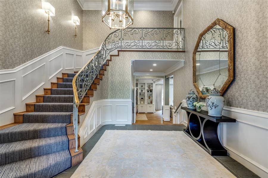 Property photo for 17316 Club Hill Lane, Dallas, TX