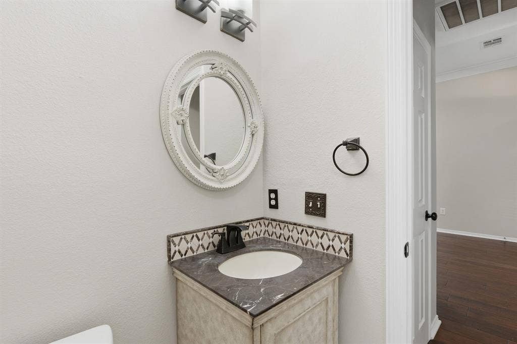 708 Hackberry Ridge Drive, McKinney, TX 75072 708 Hackberry Ridge Drive, McKinney, TX 75072