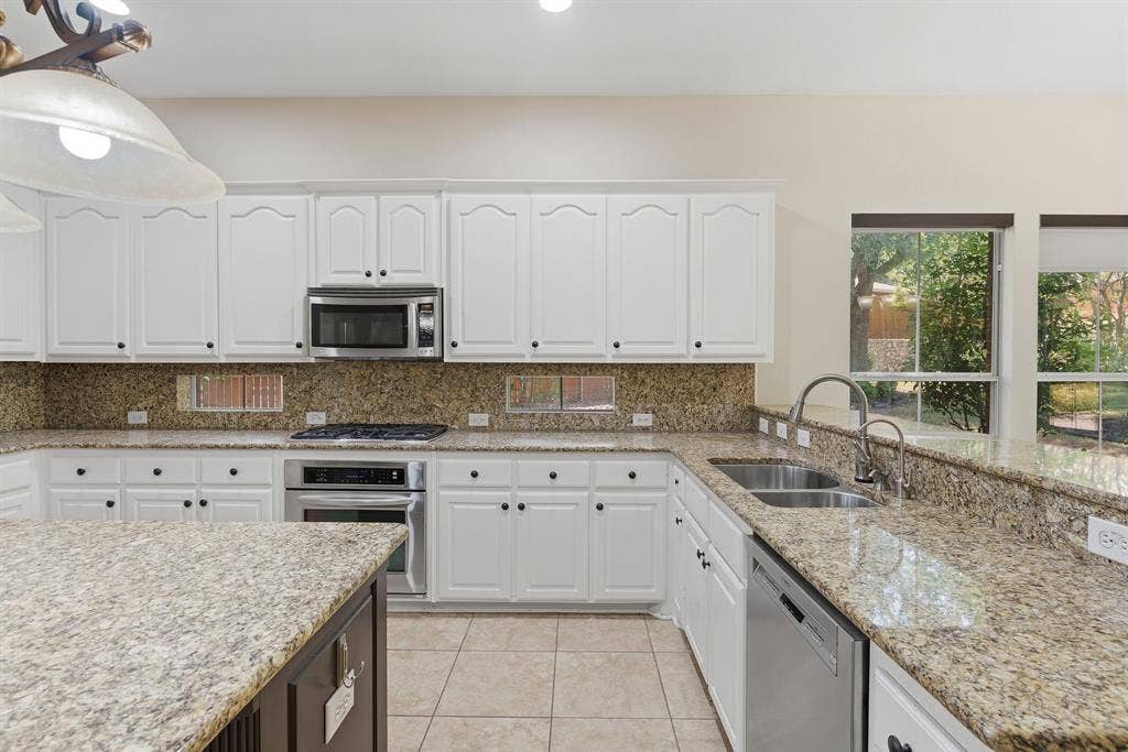 708 Hackberry Ridge Drive, McKinney, TX 75072 708 Hackberry Ridge Drive, McKinney, TX 75072
