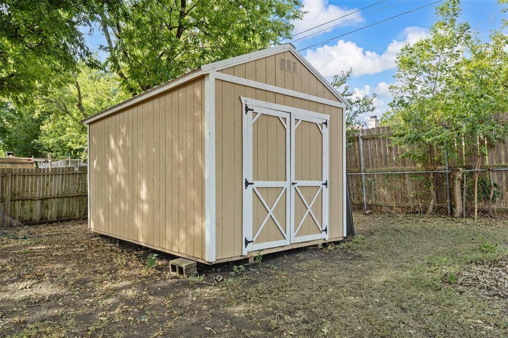 241 Crockett Lane, Hewitt, TX 76643 241 Crockett Lane, Hewitt, TX 76643