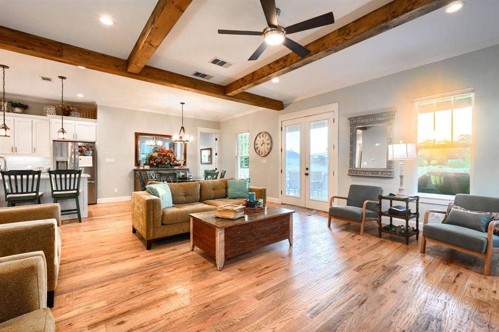 1318 Oak Trail, Quinlan, TX 75474 1318 Oak Trail, Quinlan, TX 75474