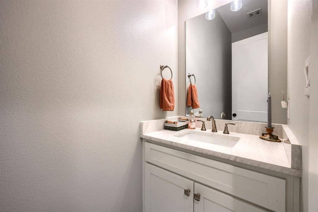 1318 Oak Trail, Quinlan, TX 75474 1318 Oak Trail, Quinlan, TX 75474
