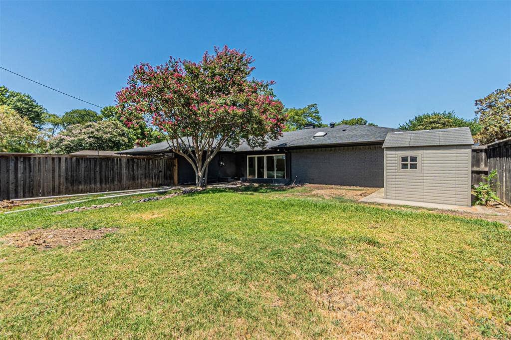 2716 Arborcove Drive, Plano, TX 75075 2716 Arborcove Drive, Plano, TX 75075