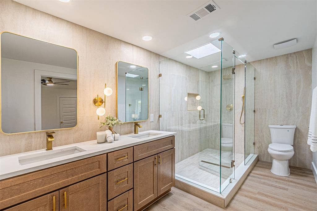 2716 Arborcove Drive, Plano, TX 75075 2716 Arborcove Drive, Plano, TX 75075