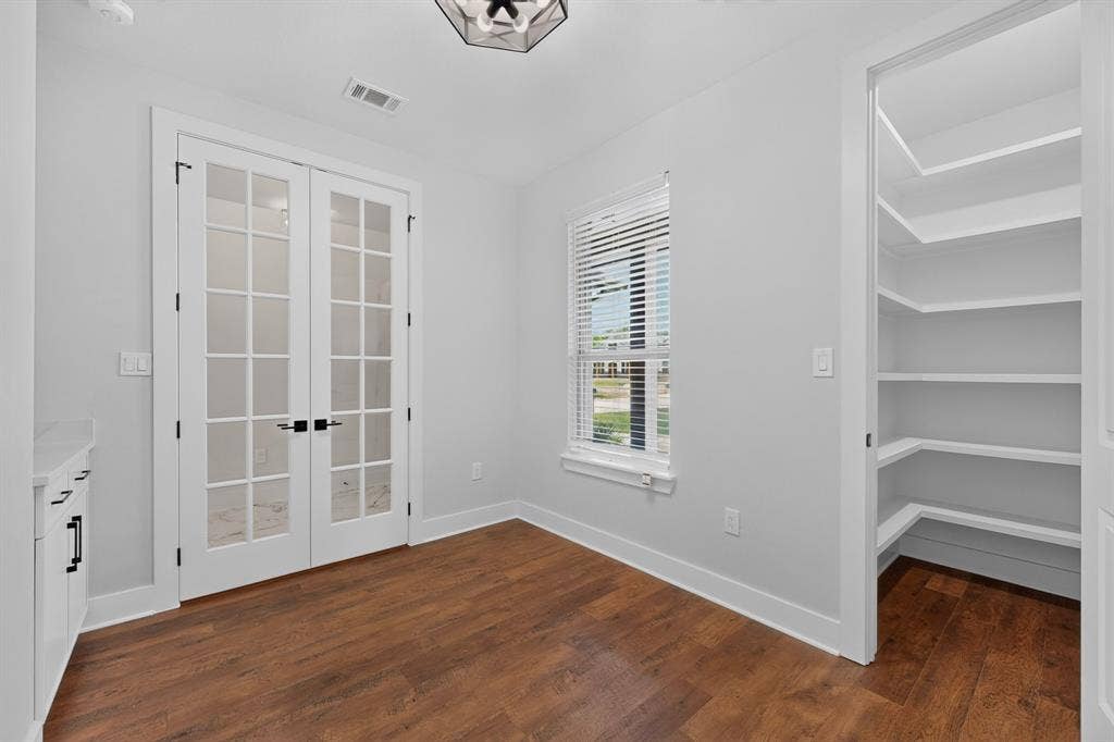 1672 Brookview Drive, Lancaster, TX 75146 1672 Brookview Drive, Lancaster, TX 75146