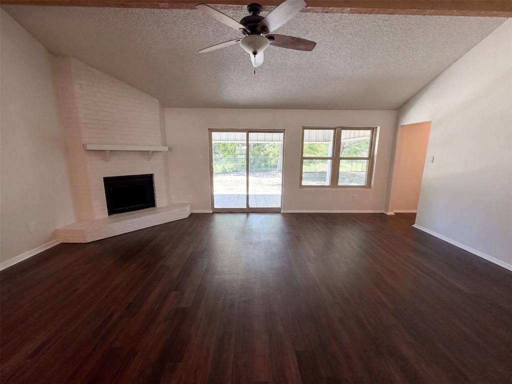 309 Applewood Lane, Hewitt, TX 76643 309 Applewood Lane, Hewitt, TX 76643