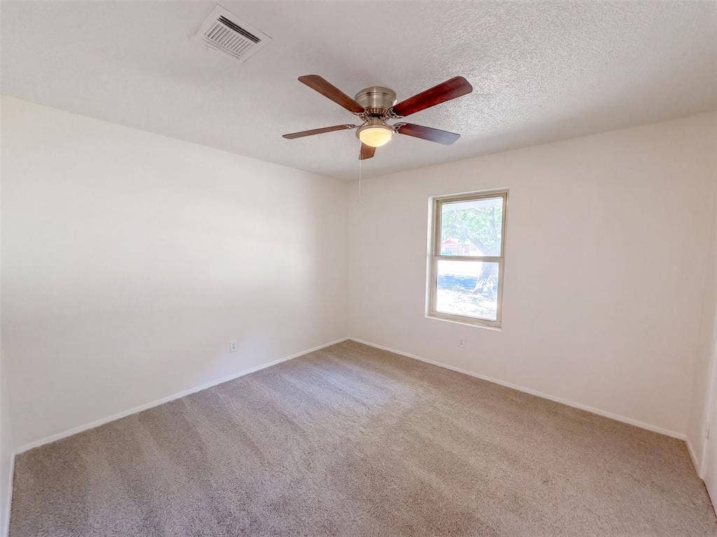 309 Applewood Lane, Hewitt, TX 76643 309 Applewood Lane, Hewitt, TX 76643
