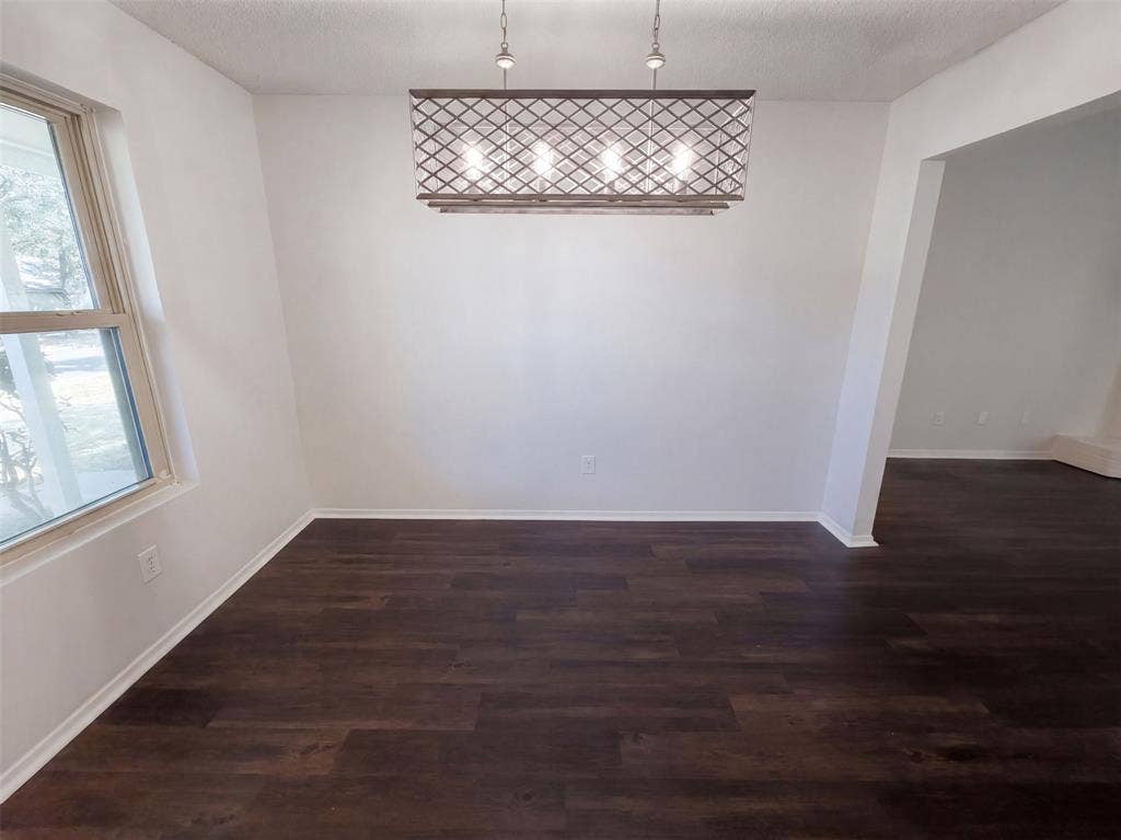 309 Applewood Lane, Hewitt, TX 76643 309 Applewood Lane, Hewitt, TX 76643