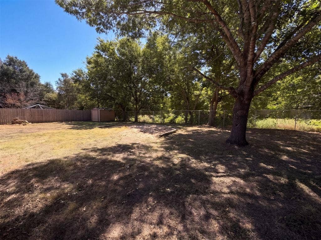 309 Applewood Lane, Hewitt, TX 76643 309 Applewood Lane, Hewitt, TX 76643