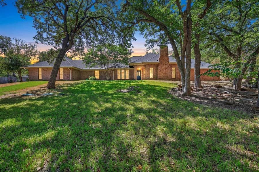 Property photo for 6501 Oakview Drive, Flower Mound, TX