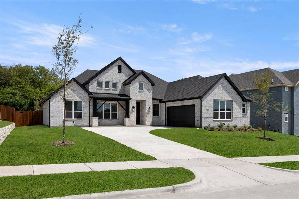 967 Richard Pittmon Drive, DeSoto, TX 75115 967 Richard Pittmon- Front-2