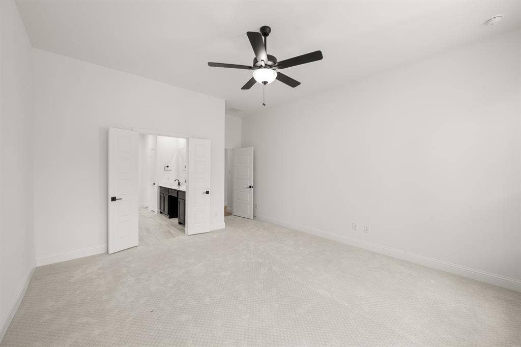 967 Richard Pittmon Drive, DeSoto, TX 75115 967 Richard Pittmon- Primary Suite-2