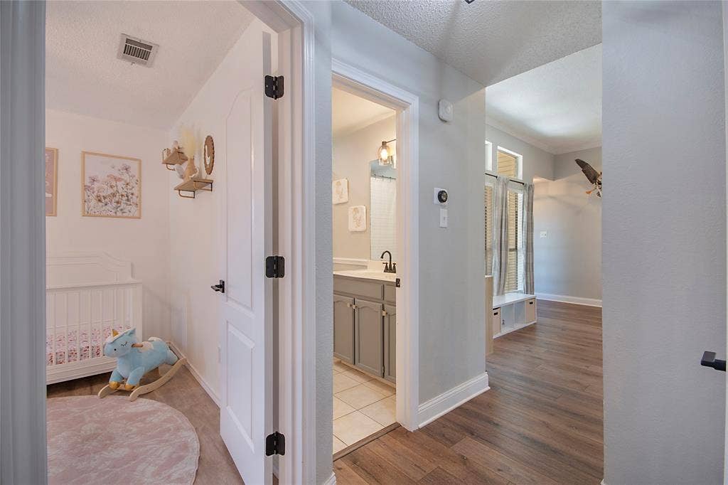 7429 Amber Drive, Watauga, TX 76148 7429 Amber Drive, Watauga, TX 76148