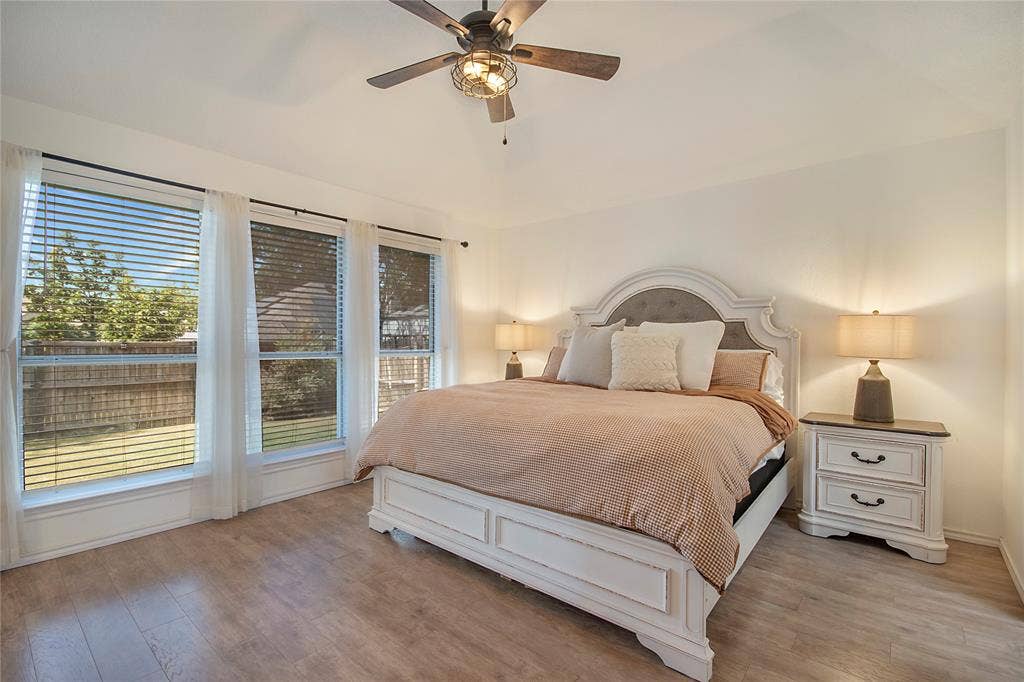7429 Amber Drive, Watauga, TX 76148 7429 Amber Drive, Watauga, TX 76148