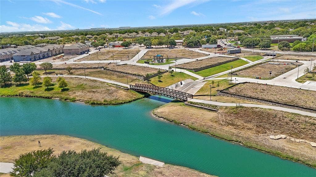 7429 Amber Drive, Watauga, TX 76148 7429 Amber Drive, Watauga, TX 76148