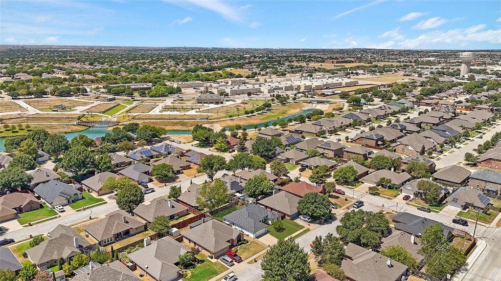 7429 Amber Drive, Watauga, TX 76148 7429 Amber Drive, Watauga, TX 76148