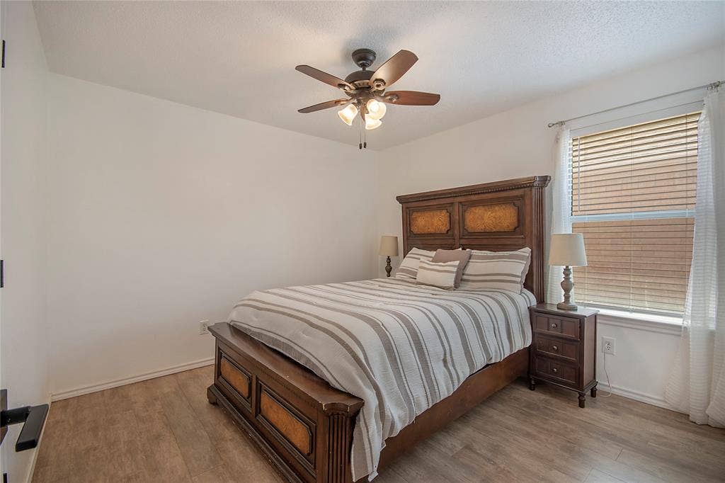7429 Amber Drive, Watauga, TX 76148 7429 Amber Drive, Watauga, TX 76148