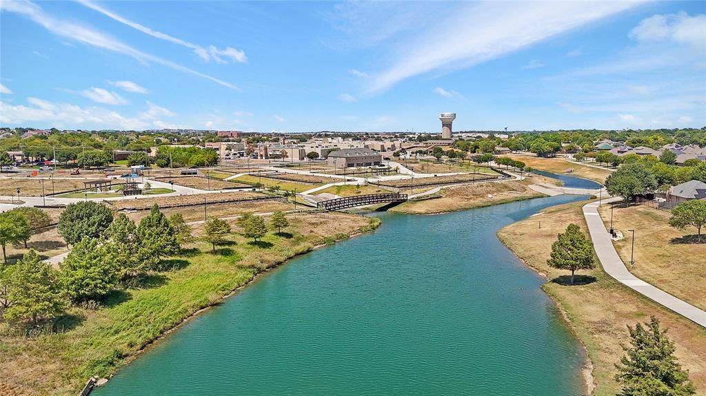 7429 Amber Drive, Watauga, TX 76148 7429 Amber Drive, Watauga, TX 76148