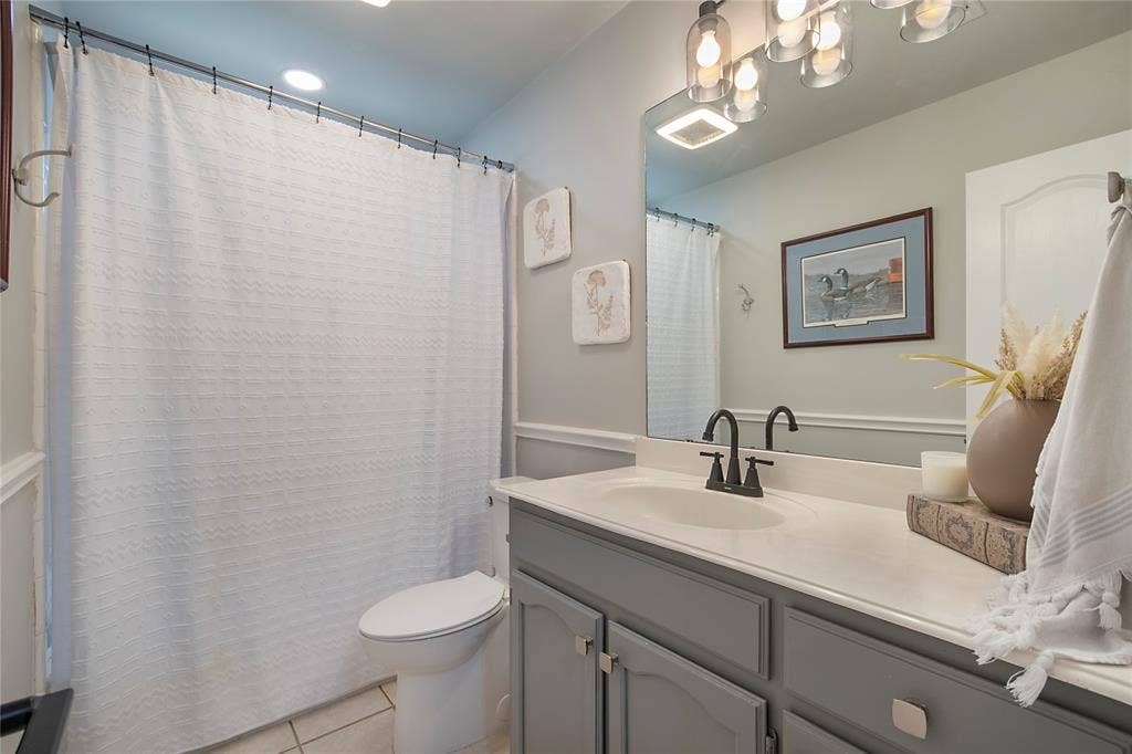 7429 Amber Drive, Watauga, TX 76148 7429 Amber Drive, Watauga, TX 76148