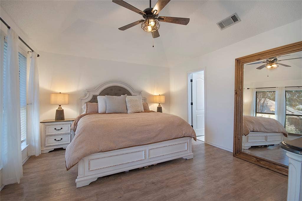 7429 Amber Drive, Watauga, TX 76148 7429 Amber Drive, Watauga, TX 76148
