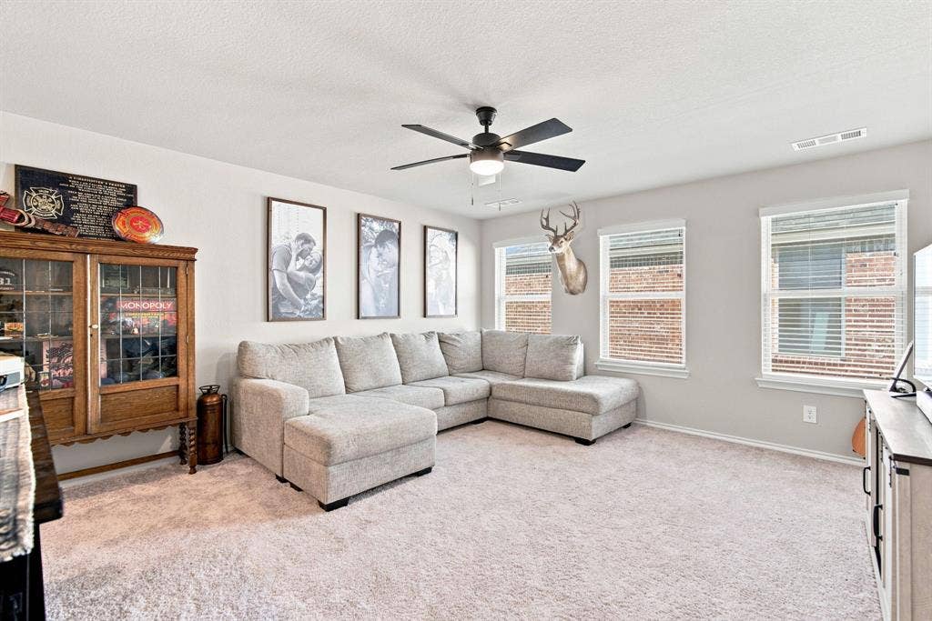 2245 Bellatrix Drive, Haslet, TX 76052 upstairs second living area