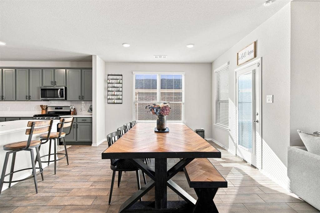 2245 Bellatrix Drive, Haslet, TX 76052 2245 Bellatrix Drive, Haslet, TX 76052