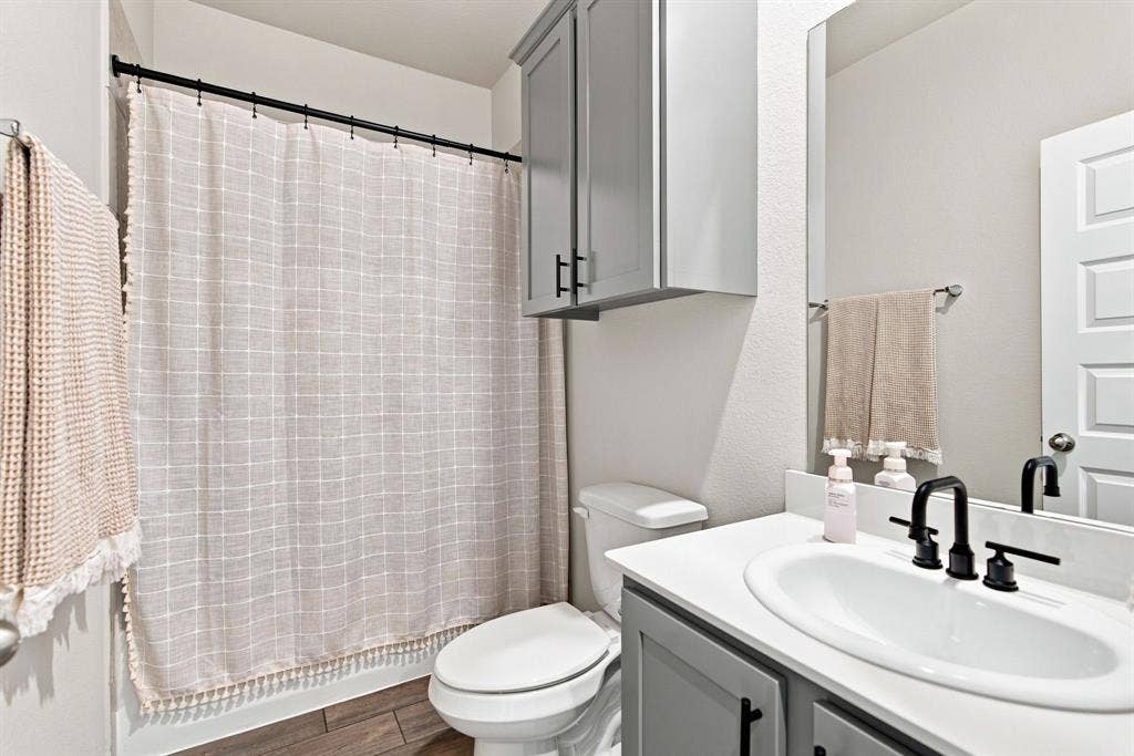 2245 Bellatrix Drive, Haslet, TX 76052 2245 Bellatrix Drive, Haslet, TX 76052