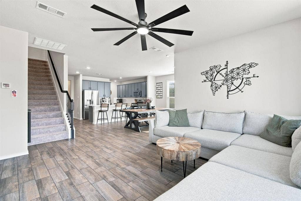 2245 Bellatrix Drive, Haslet, TX 76052 2245 Bellatrix Drive, Haslet, TX 76052