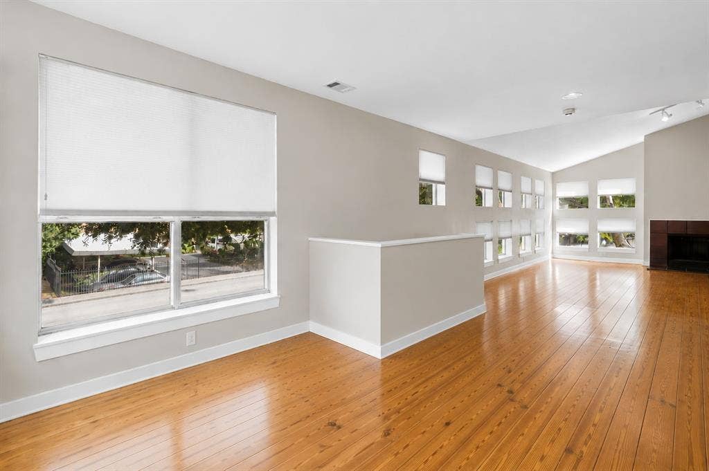 2714 Shelby Avenue, Dallas, TX 75219 2714 Shelby Avenue, Dallas, TX 75219