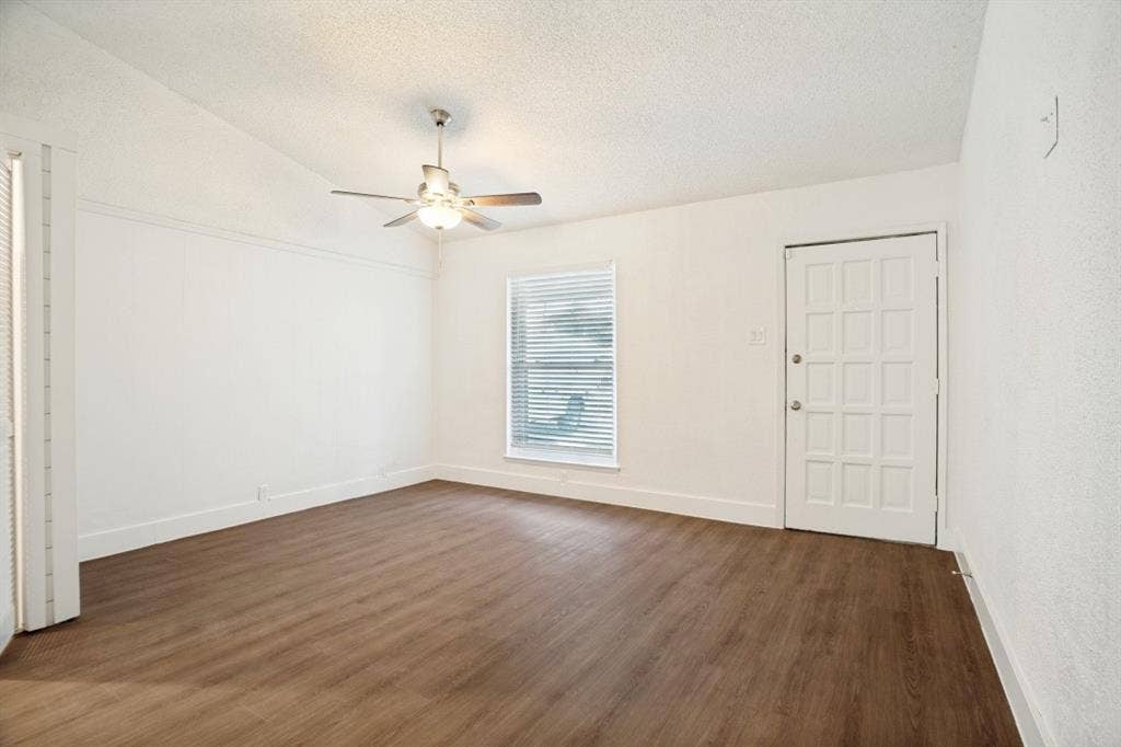 1412 E Park Boulevard, Plano, TX 75074 1412 E Park Boulevard, Plano, TX 75074