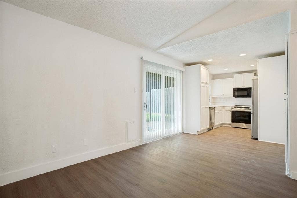 1412 E Park Boulevard, Plano, TX 75074 1412 E Park Boulevard, Plano, TX 75074