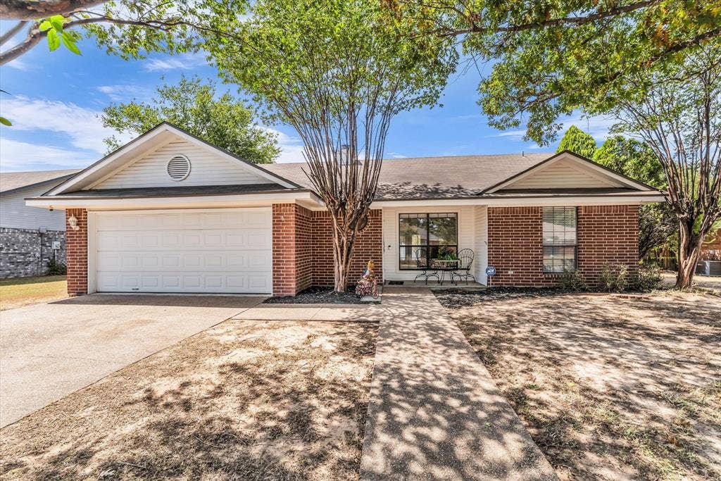 4626 Lexington Street, Bellmead, TX 76705 Brick exterior with white siding accents