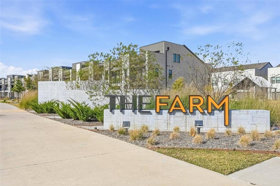 Property photo for 1168 DAYBREAK Drive, #1168, Allen, TX