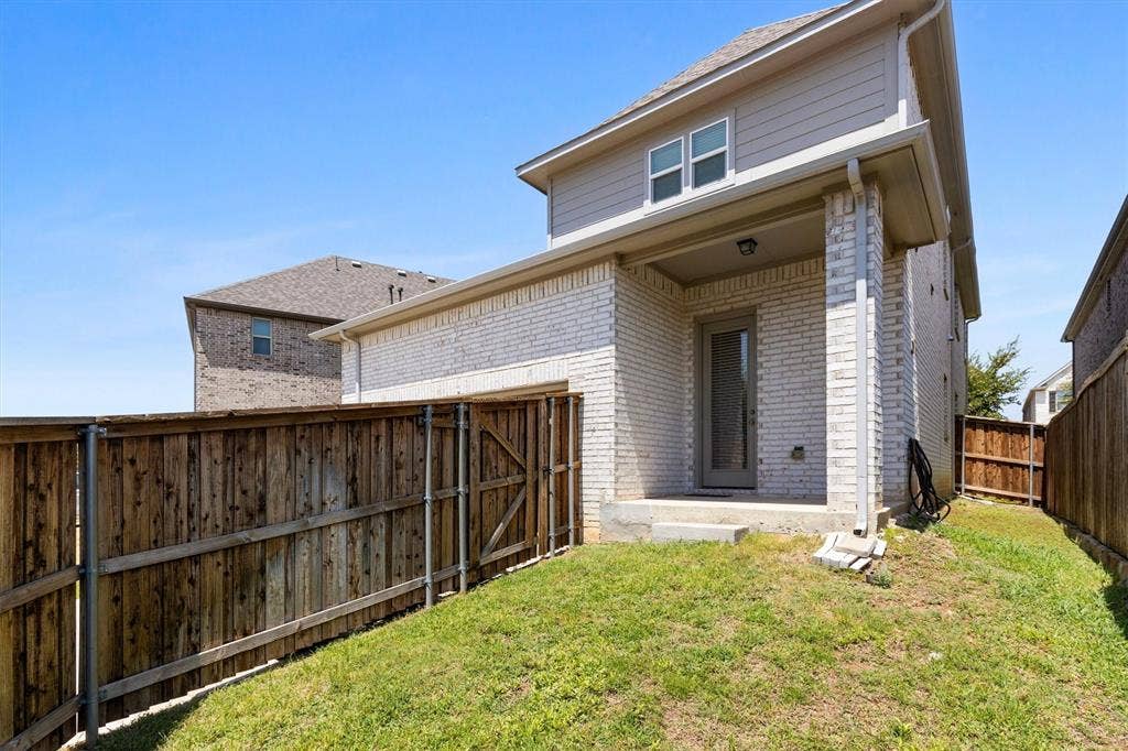 8226 Natchez Trail, Dallas, TX 75252 8226 Natchez Trail, Dallas, TX 75252