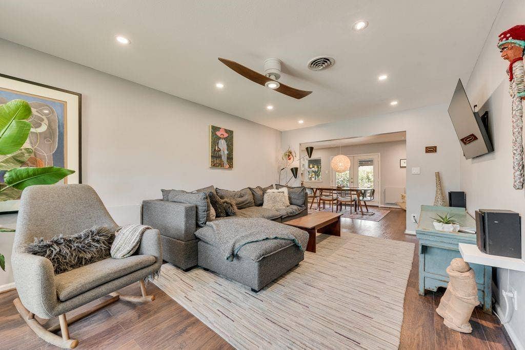 529 Carol Court, Richardson, TX 75081 Living room is open to the dining room.