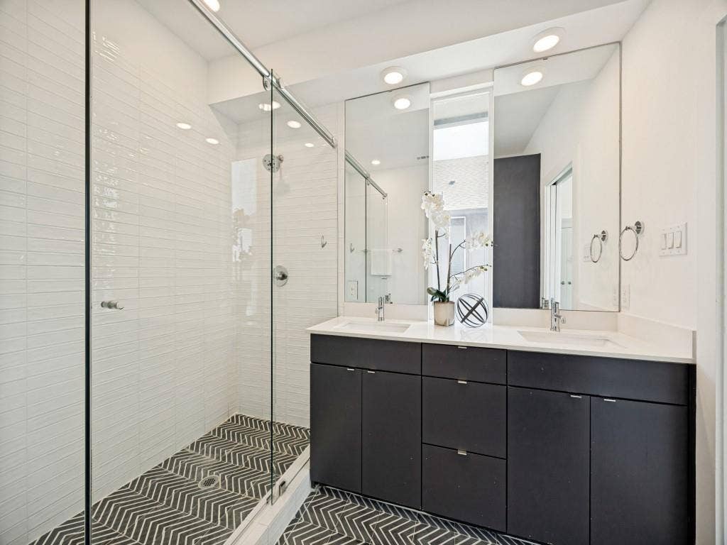 5020 Bryan Street, #305, Dallas, TX 75206 5020 Bryan Street, #305, Dallas, TX 75206