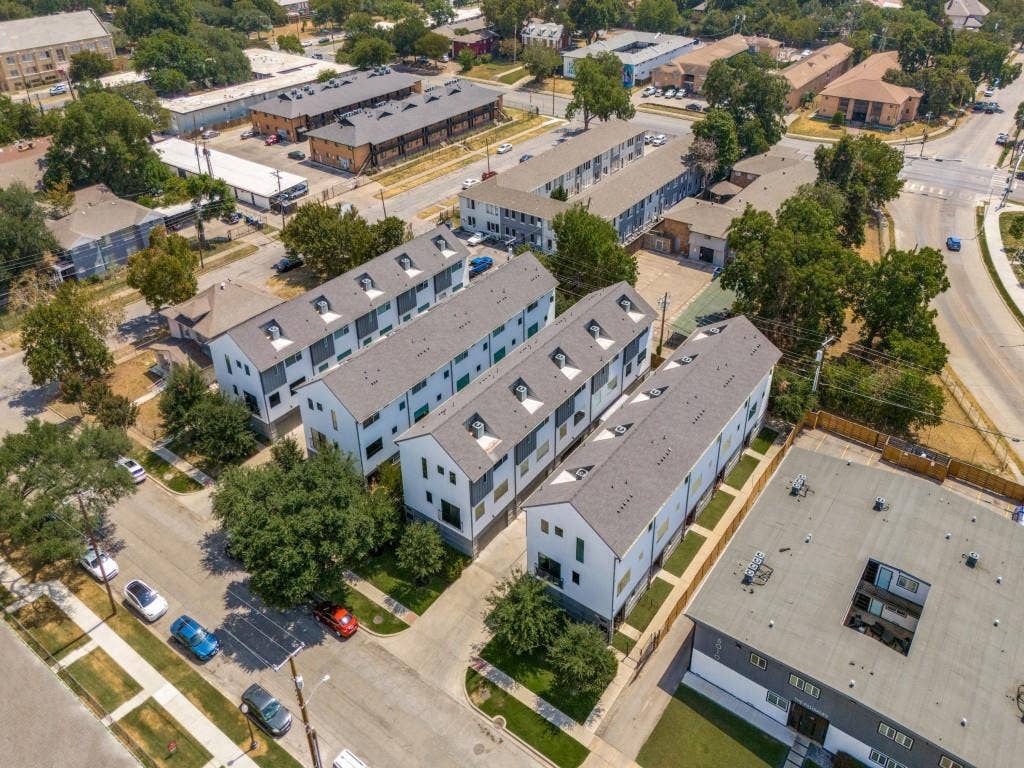 5020 Bryan Street, #305, Dallas, TX 75206 5020 Bryan Street, #305, Dallas, TX 75206