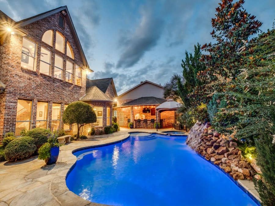 Property photo for 100 Bentwood Court, Denton, TX