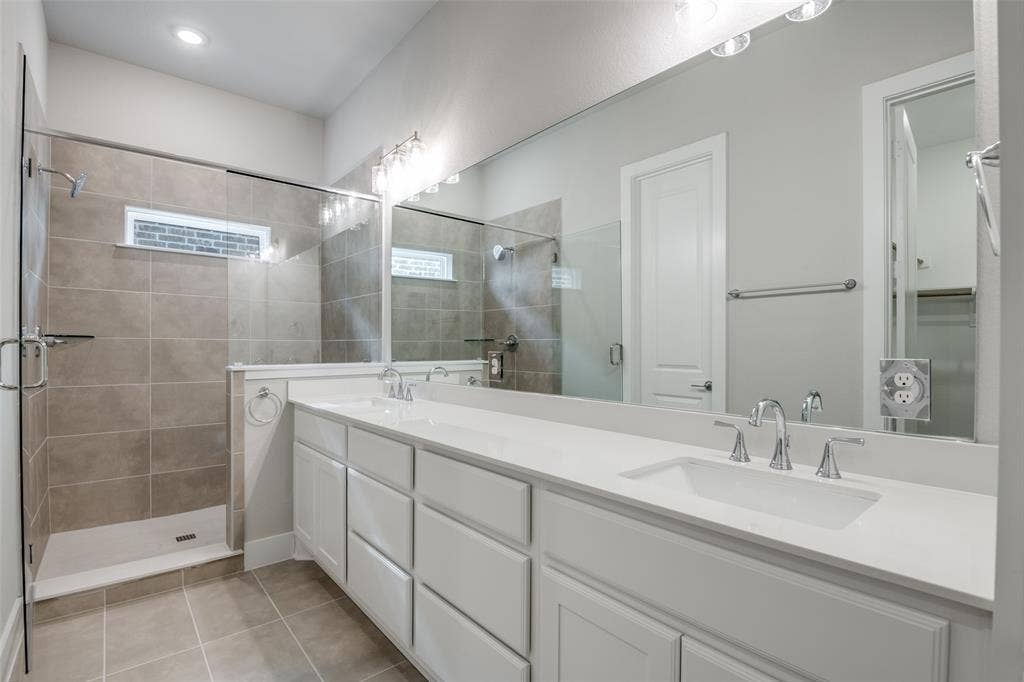 11881 Brubaker Drive, Frisco, TX 75033 11881 Brubaker Drive, Frisco, TX 75033