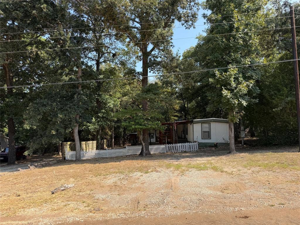 1281 Hickory Hills Drive, Murchison, TX 75778 1281 Hickory Hills Drive, Murchison, TX 75778