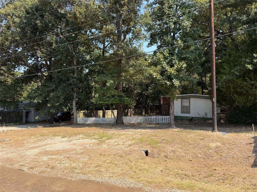 1281 Hickory Hills Drive, Murchison, TX 75778 1281 Hickory Hills Drive, Murchison, TX 75778