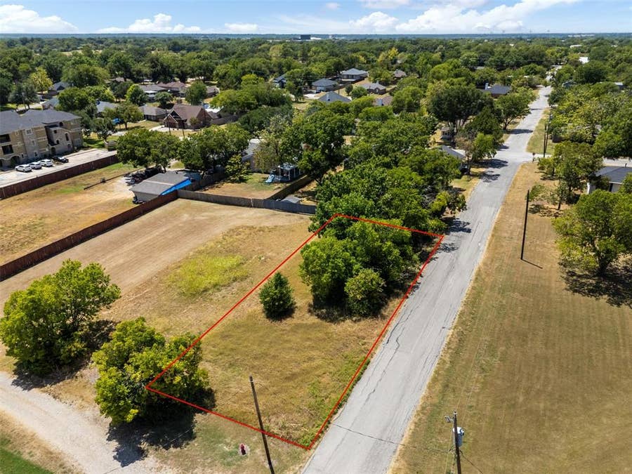 Property photo for 501 College Street, Crandall, TX