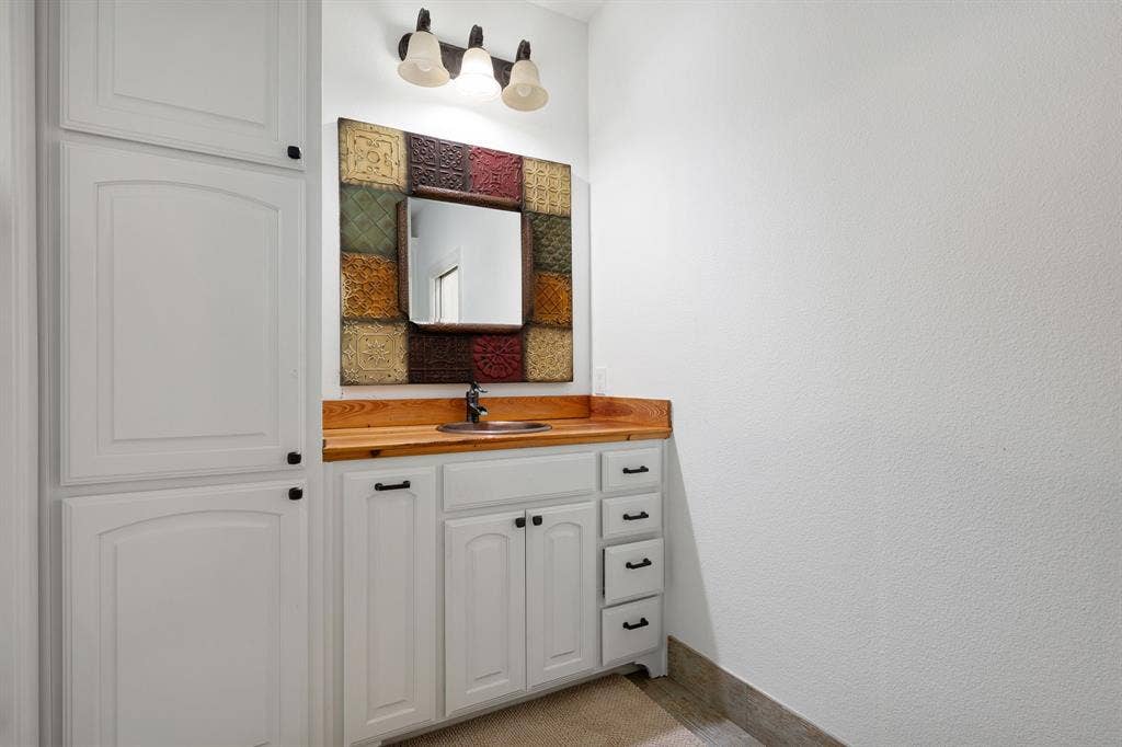 1491 E Hickory Hill Road, Argyle, TX 76226 1491 E Hickory Hill Road, Argyle, TX 76226