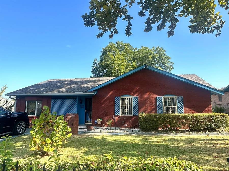 Property photo for 4129 Clark College Drive, Dallas, TX